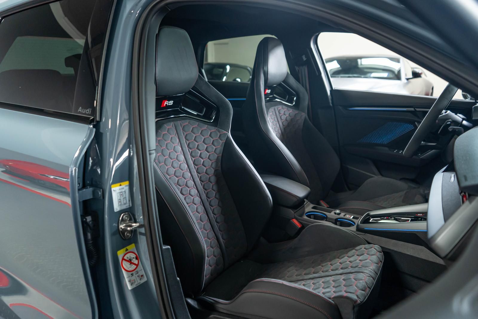 Audi RS3 2.5 TFSI quattro PANO SONOS RS-AGA SCHALE foto 19