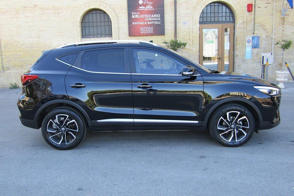 MG ZS
