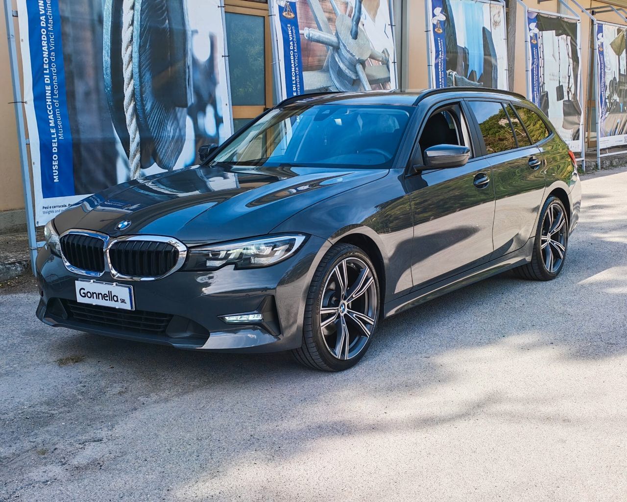 BMW Bmw 320 320d Touring mhev 48V Business Advantage