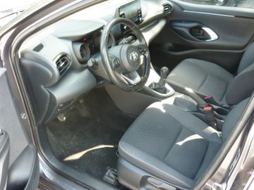 Toyota Yaris - 7