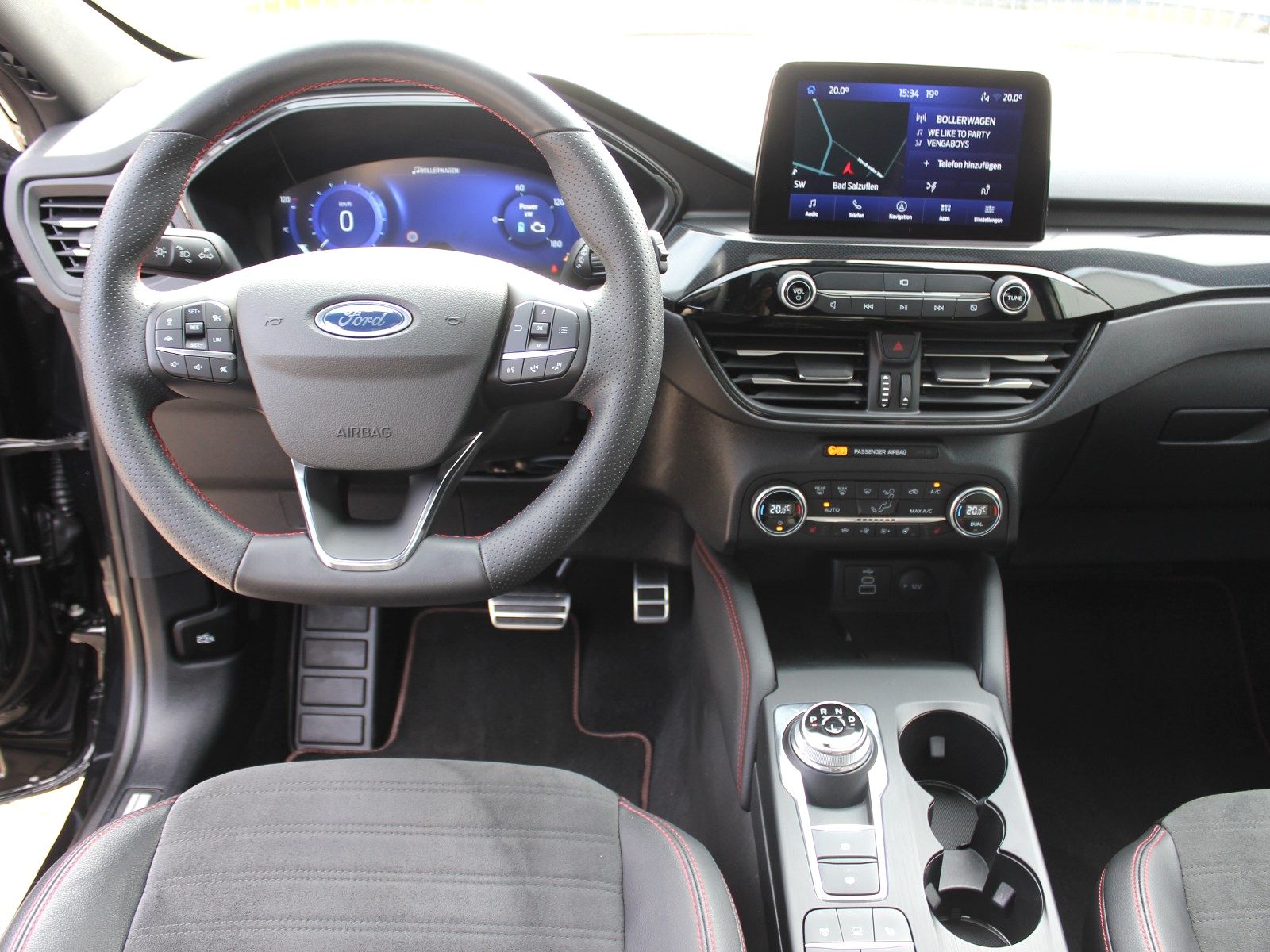 Fahrzeugabbildung Ford Kuga Plug-In Hybrid ST-Line X 2,5 Duratec
