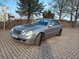 Mercedes-Benz E280 V6 Elegance - Mercedes-Benz E 280 in Hannover
