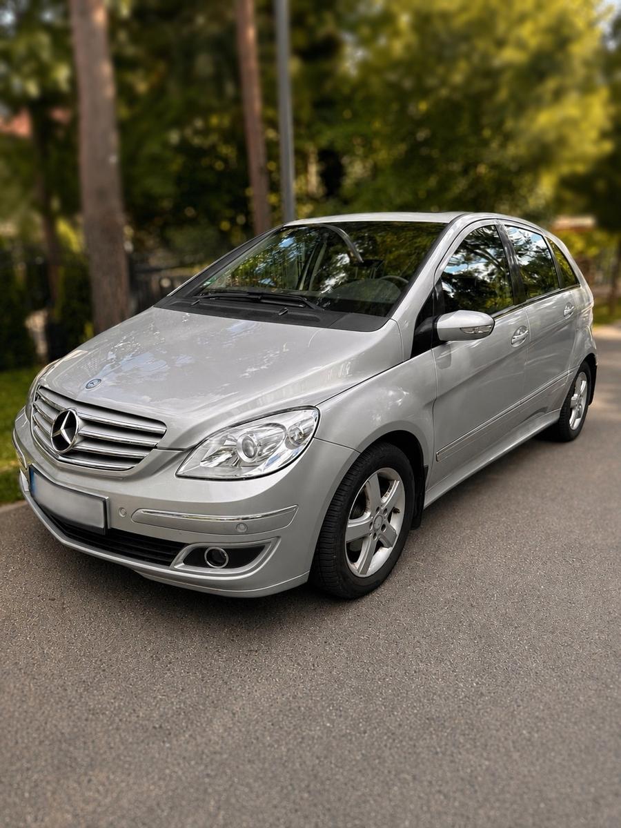 Mercedes-Benz B170 2007 — rear view