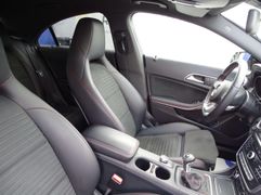 Fahrzeugabbildung Mercedes-Benz CLA 250 CLA 250 AMG PAKET SCHECKHEFTGEPFLEGT