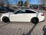 Mercedes-Benz  E400 Coupé 4MATIC AMG 360-Grad-Kamera Optik E53 - Mercedes-Benz E 400: Coupe