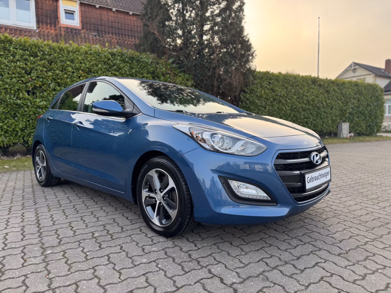 Hyundai i30 1.6CRDi Premium DCT Navi Kamera Scheckheft