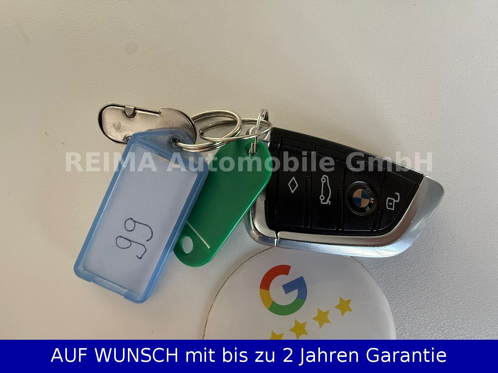 Fahrzeugabbildung BMW 330d  Touring xDrive Sport Line, LED