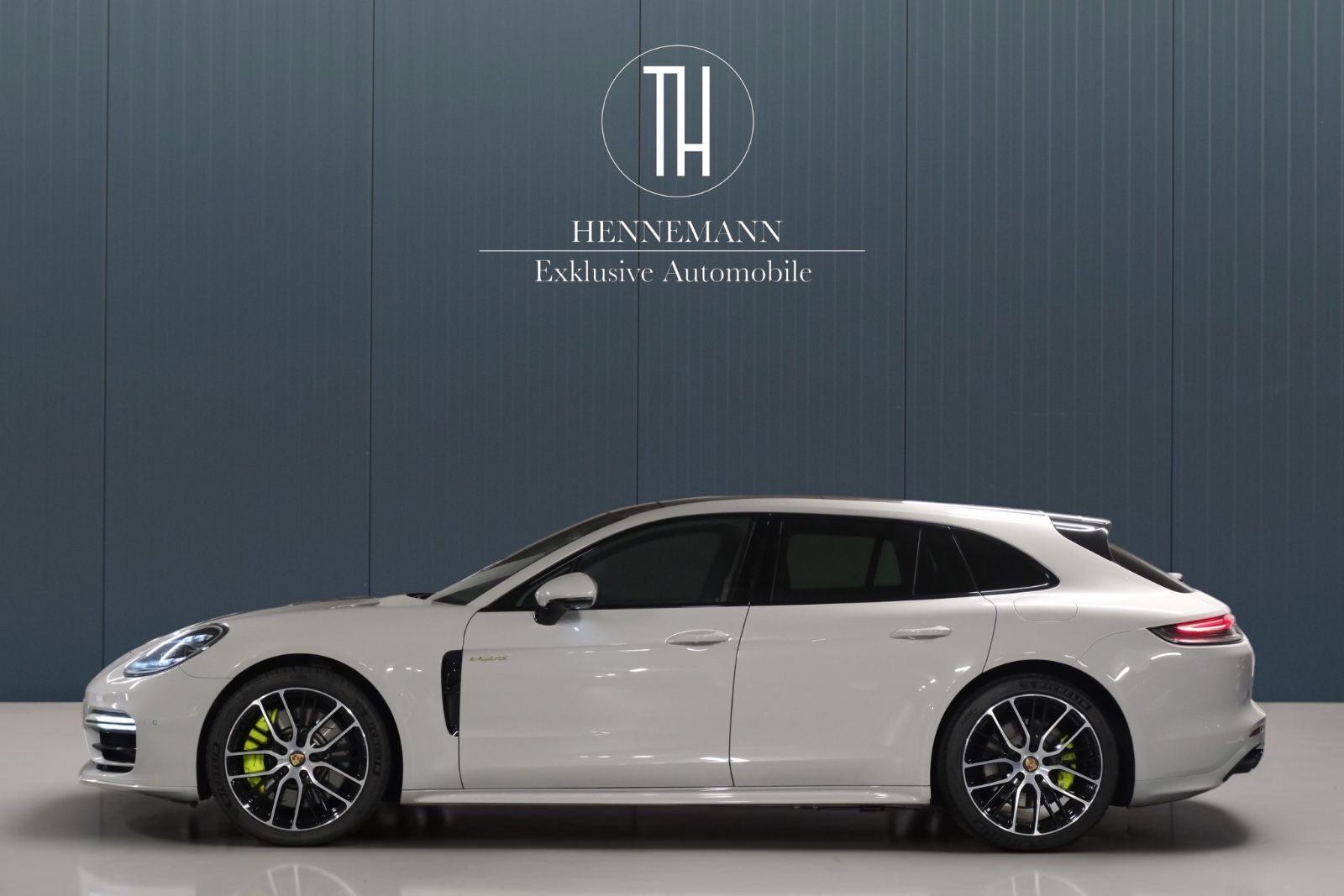 Porsche Panamera 4S E-Hybrid Sport Turismo*Massage*Pano* imagem 3
