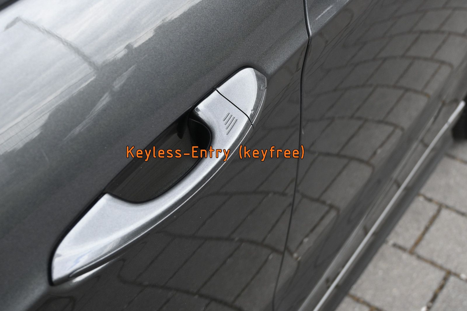 Fahrzeugabbildung Ford S-Max 2,0D EcoBlue ST-Line °ACC°AHK°STANDHEIZ°
