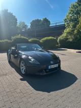 Nissan 370Z ROADSTER 3.7 PACK Automatik PACK - Nissan mit Benzin-Antrieb: Cabrio, Automatik