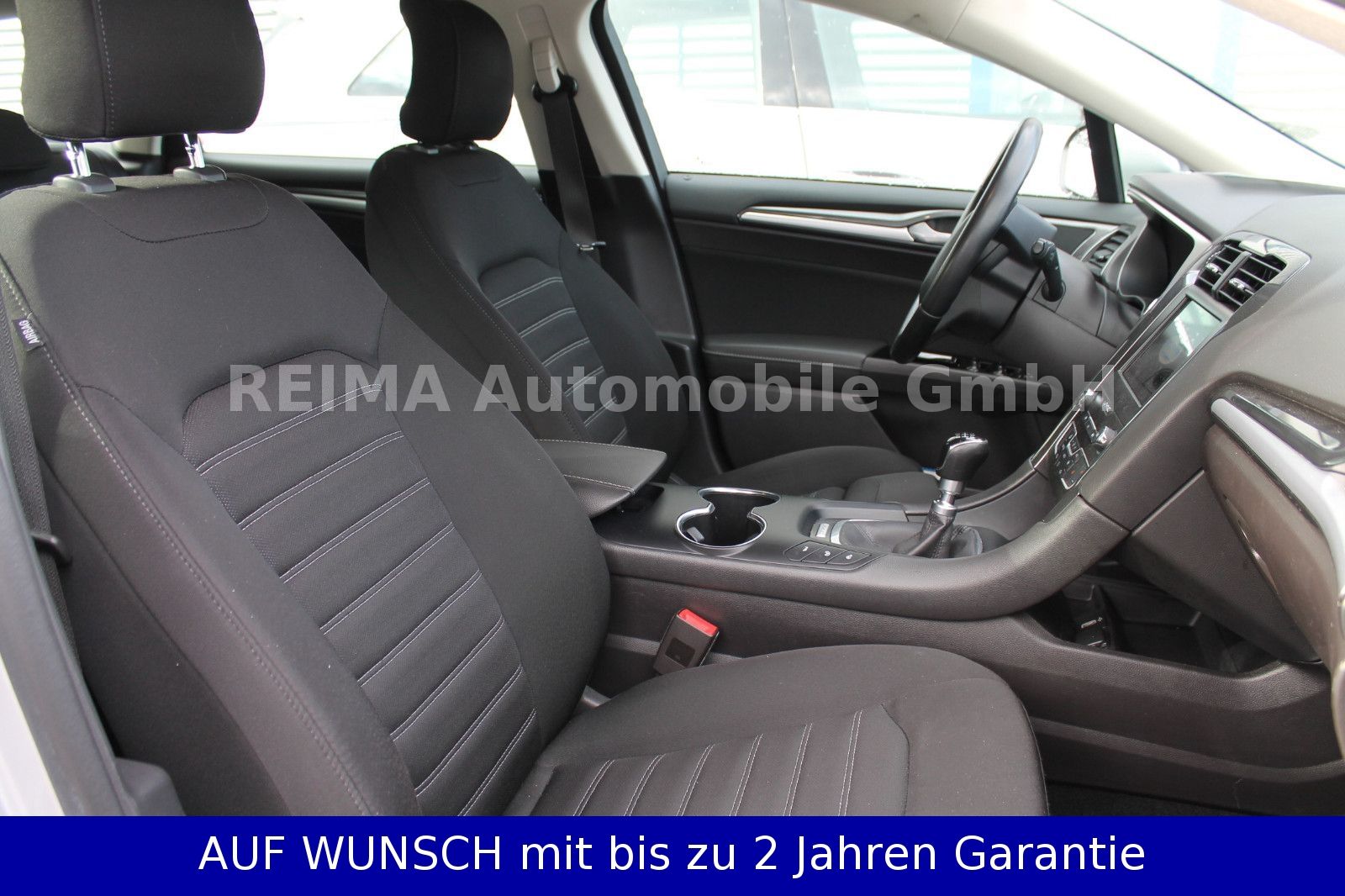 Fahrzeugabbildung Ford Mondeo Turnier, LED, NAvi, Winterpaket, PDC