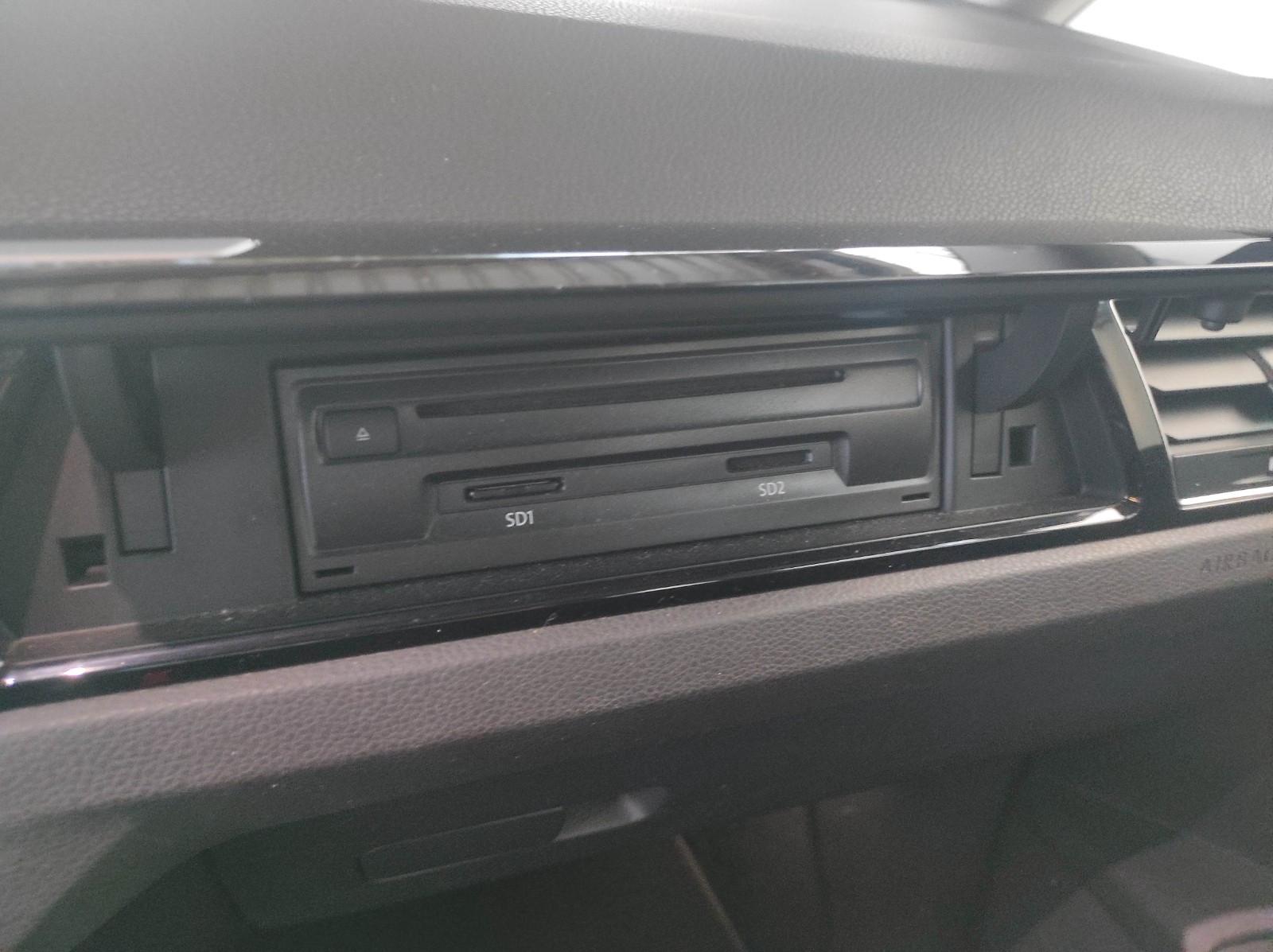 Volkswagen Touran 1.5 TSI Highline R-Line ACC/8-fach Alu, миниатюра 12