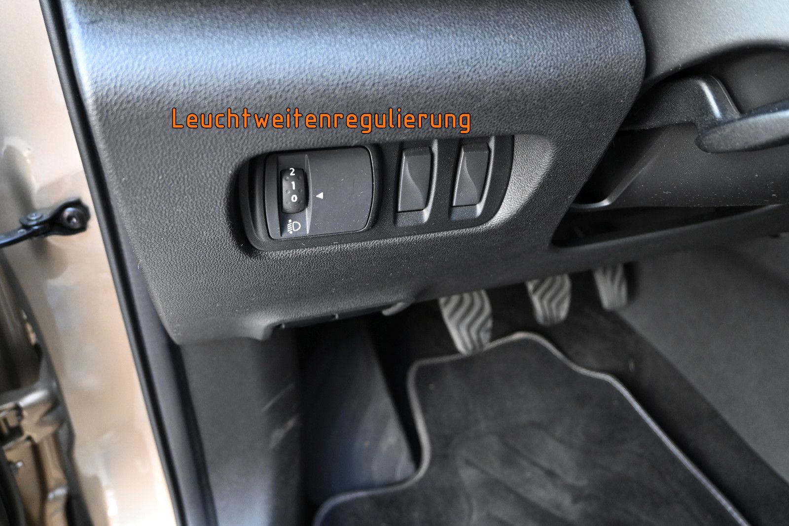 Fahrzeugabbildung Renault Kadjar ENERGY 1,2 TCe 130 XMOD °AHK°NAVI°KEYLESS