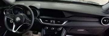 Alfa-Romeo Stelvio - 8