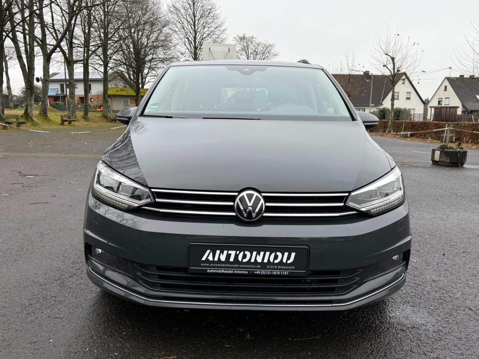 Volkswagen Touran 7-Sitzer AHK Virtual Cockpit