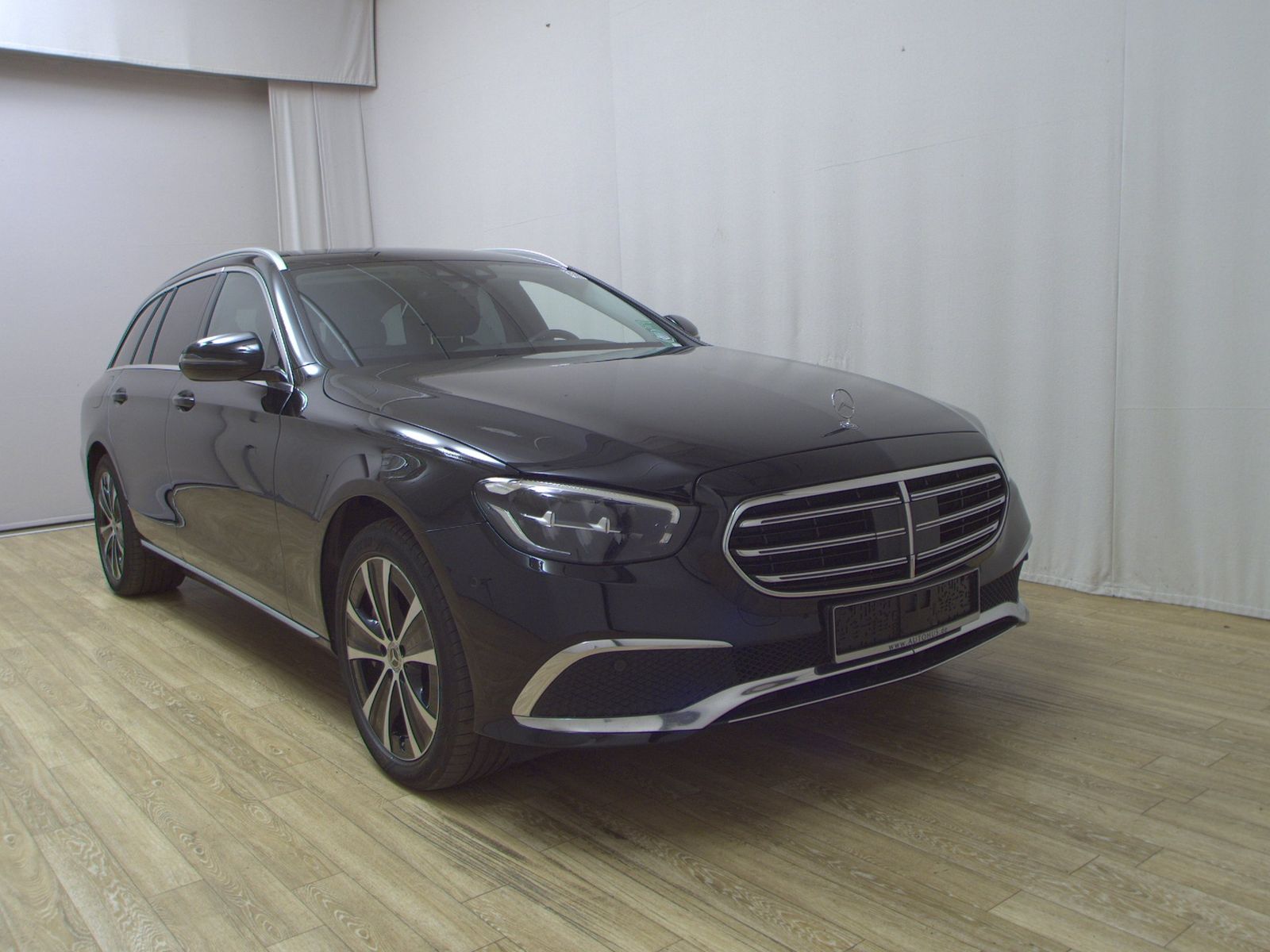 Mercedes-Benz E 300 T de 4M Exclusive T-Leder Navi LED RfK AHK imagem 3