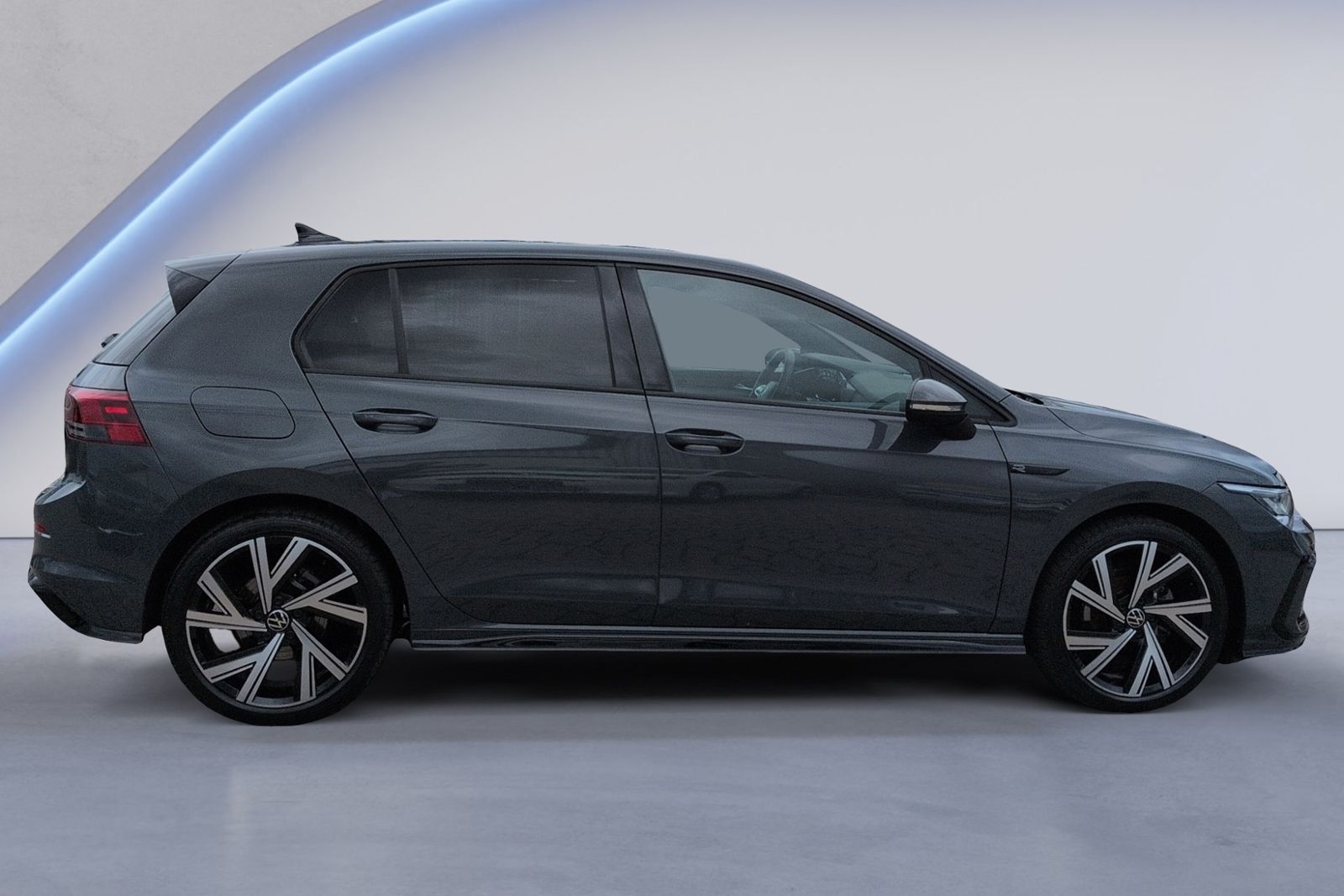 Golf VIII 1.5 TSI DSG R-Line KAMERA+NAVI+GRA+APP