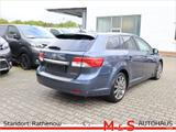 Toyota Avensis Kombi 2.2 Comfort - Toyota Avensis Comfort mit Diesel-Antrieb