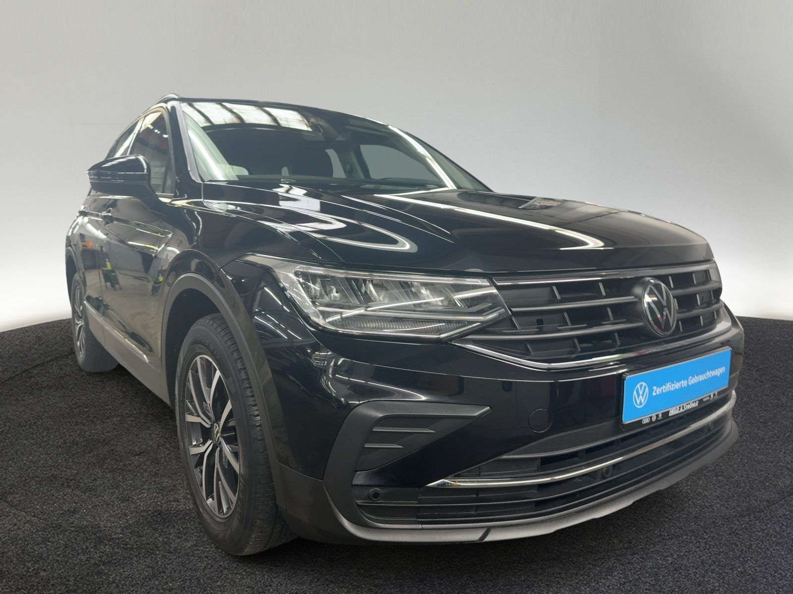 Volkswagen Tiguan - Bild 5