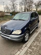 Mercedes-Benz Mercedes ML320 SUV Benzin/Flüssiggas 07/1998 - gebrauchte Mercedes-Benz ML 320 aus dem Jahr 1998
