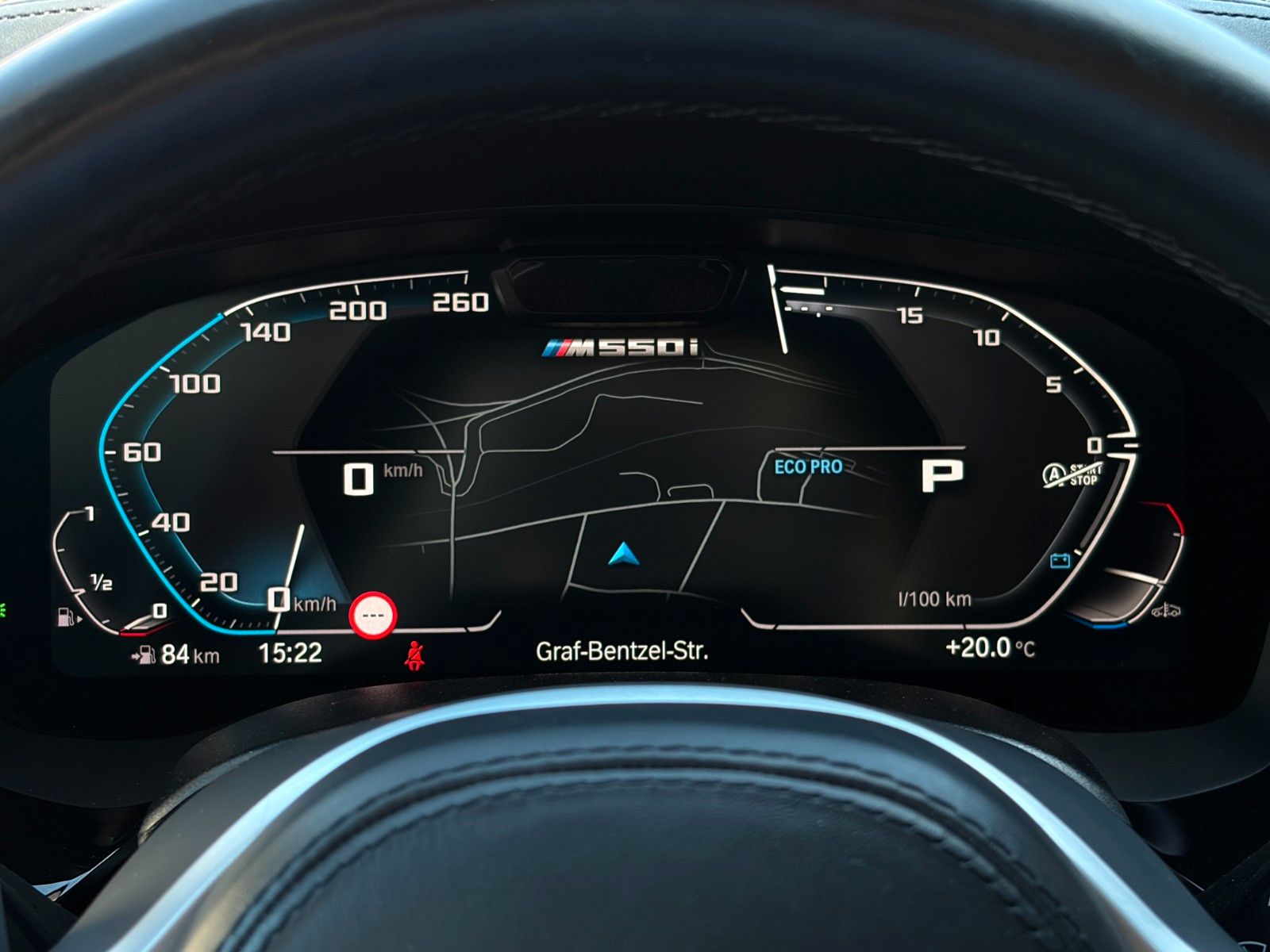 Fahrzeugabbildung BMW M550i xDr GSD Laser HuD 360° DAProf SBL H&K AHK