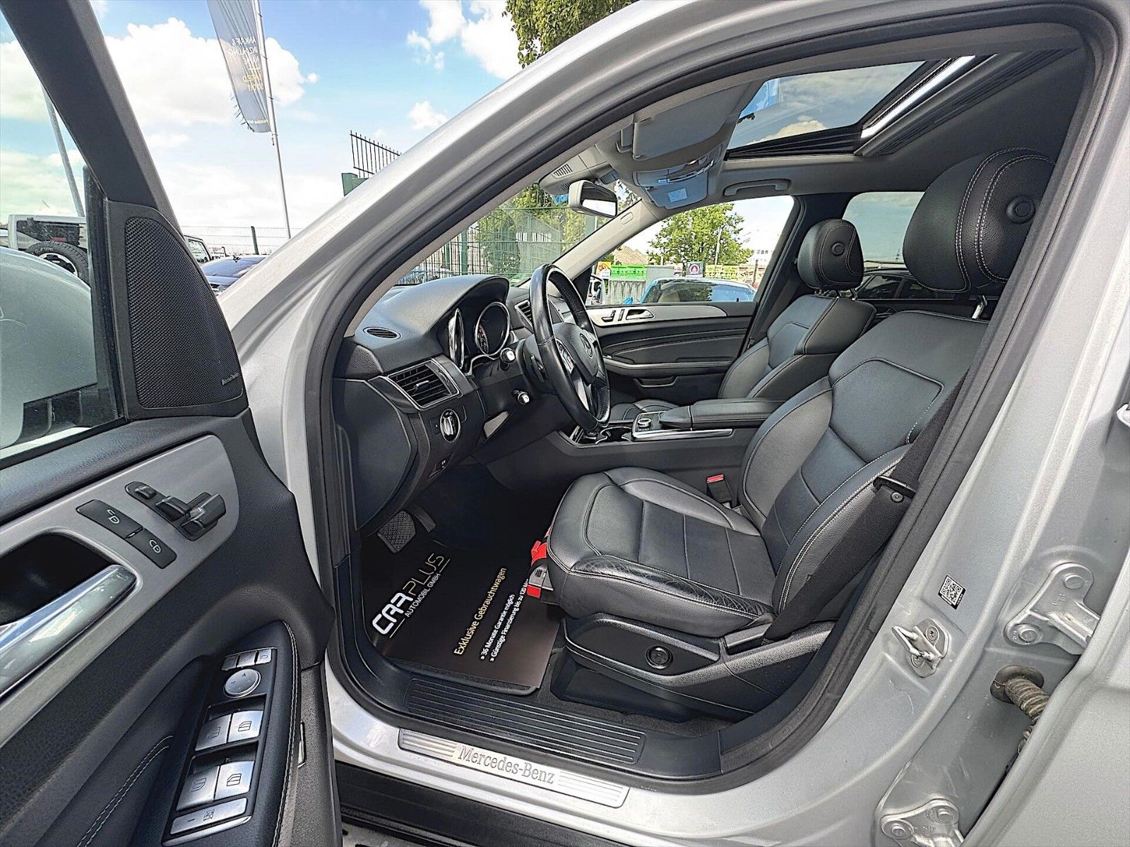 Fahrzeugabbildung Mercedes-Benz ML 400 AMG Sport-Paket 4Matic *Bi-Xenon*LED*