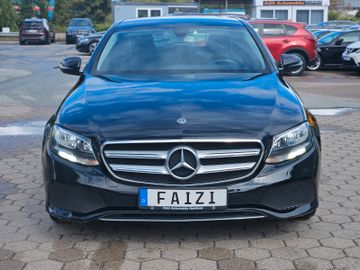 Mercedes E 200 - 2