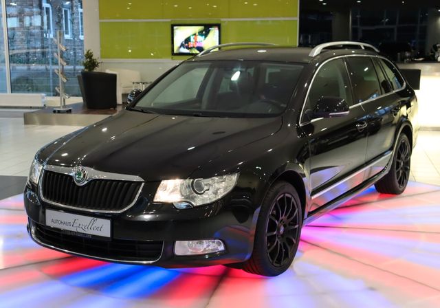 Skoda Superb Combi Elegance Automatik*LEDER*NAVI*XENON