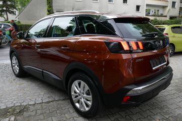 Fahrzeugabbildung Peugeot 3008 Active, Navi, PDC vo+hi