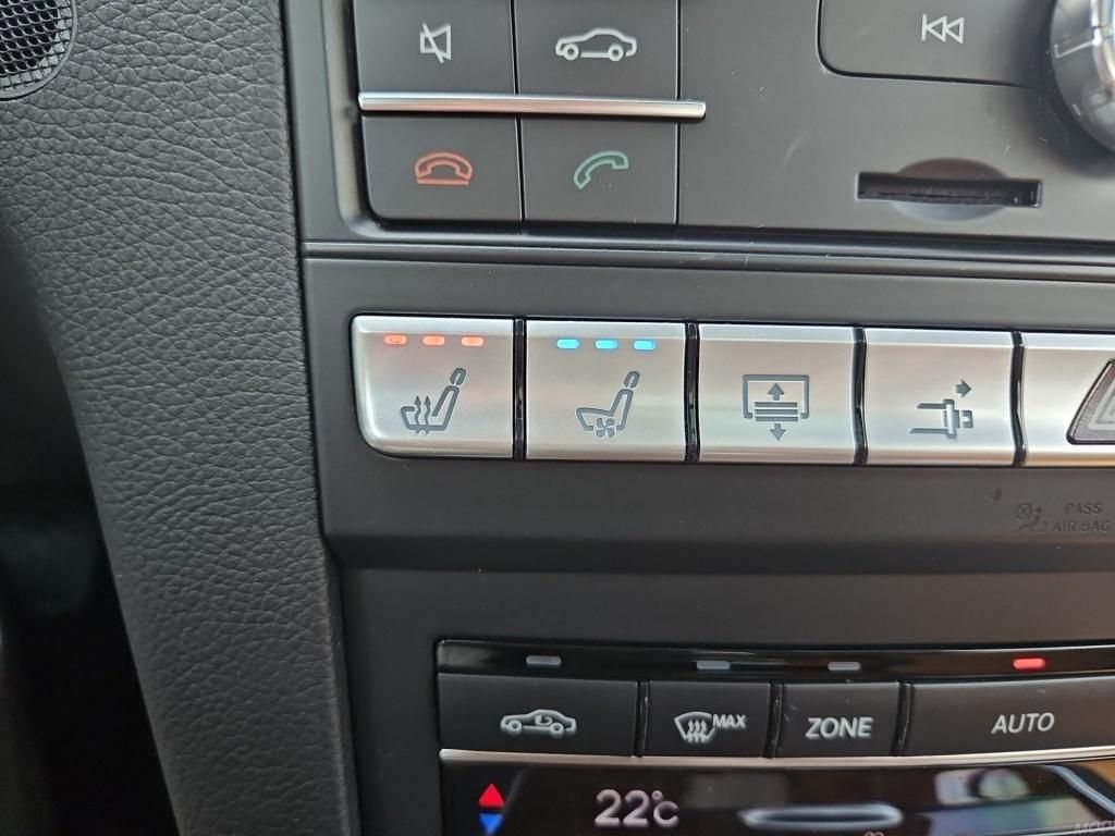 Fahrzeugabbildung Mercedes-Benz E 250 d Coupé Pano ACC Sitzklima Burm. LED Memo
