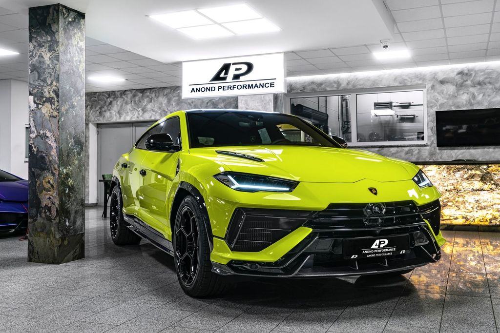 Image of Lamborghini Urus