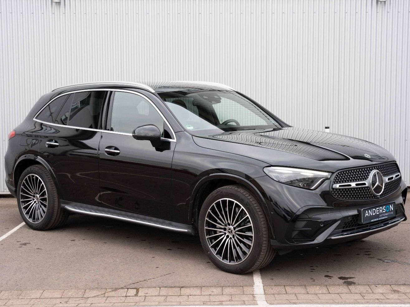 Fahrzeugabbildung Mercedes-Benz GLC 220D AMG 4M PREM PLUS BURM LUFT PANO HUD
