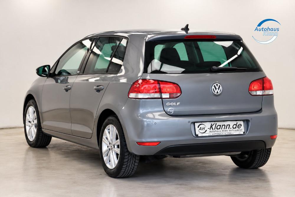 Volkswagen Golf 6 1.2TSI 86PS DSG Style Navi PDC SHZ 1Hand
