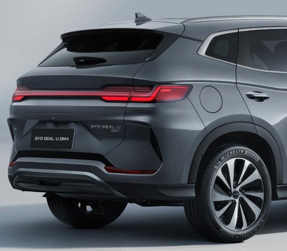 BYD SEAL U