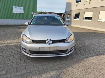 Volkswagen Golf - 3
