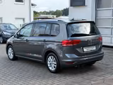 Volkswagen Touran Comfortline 7 Sitze Standheizung CarPlay - Volkswagen Touran Gebrauchtwagen