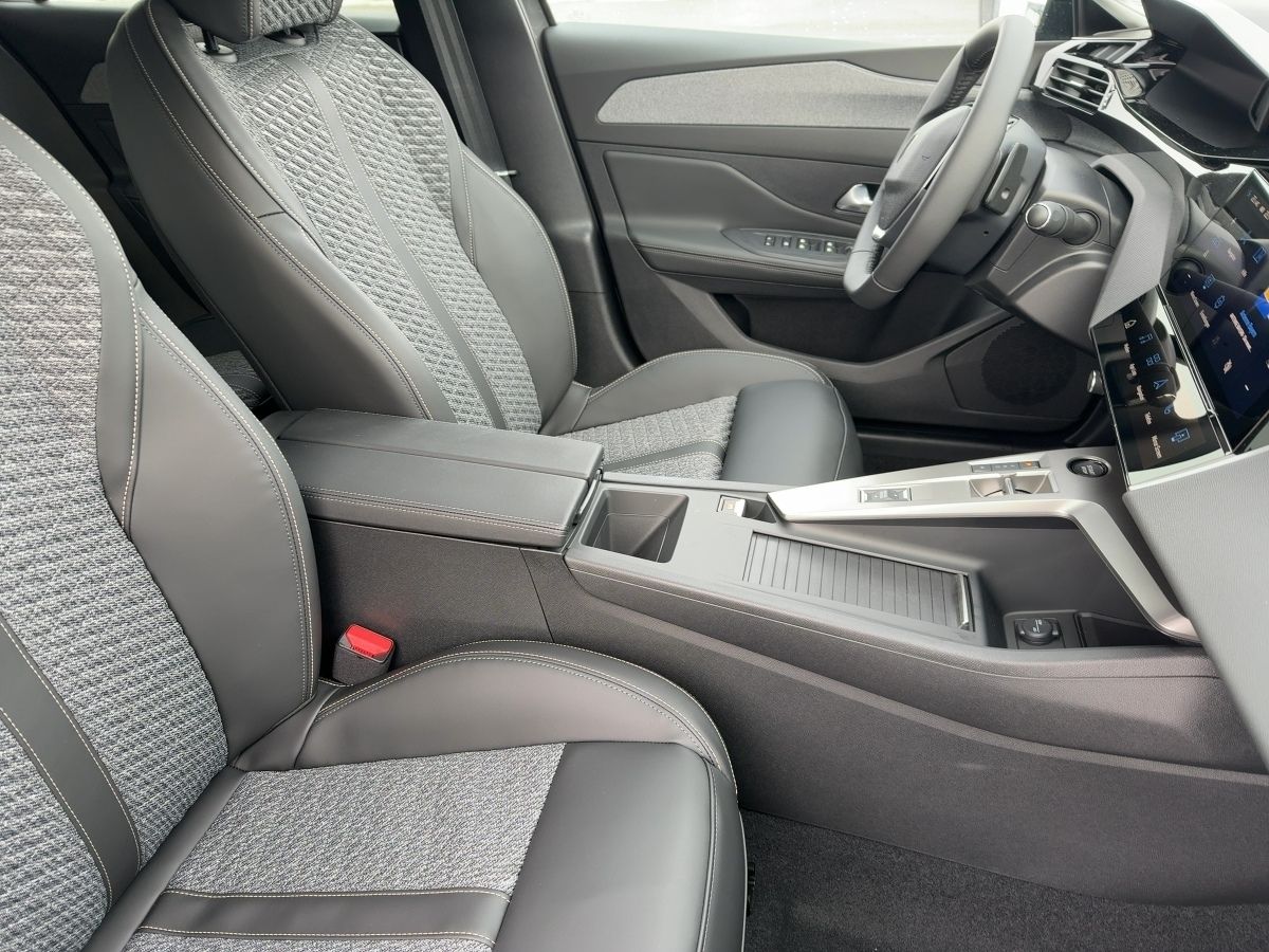 Peugeot 308 - Bild 7
