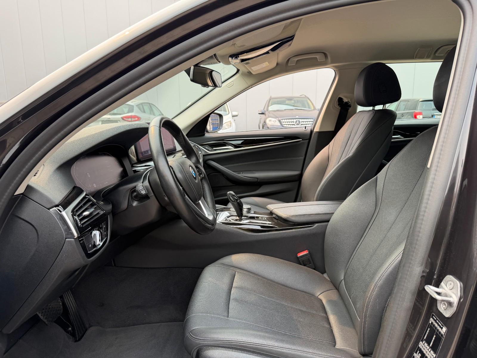 BMW 520 d Touring Garantie*KeyL*Navi*Car Play*Ambien
