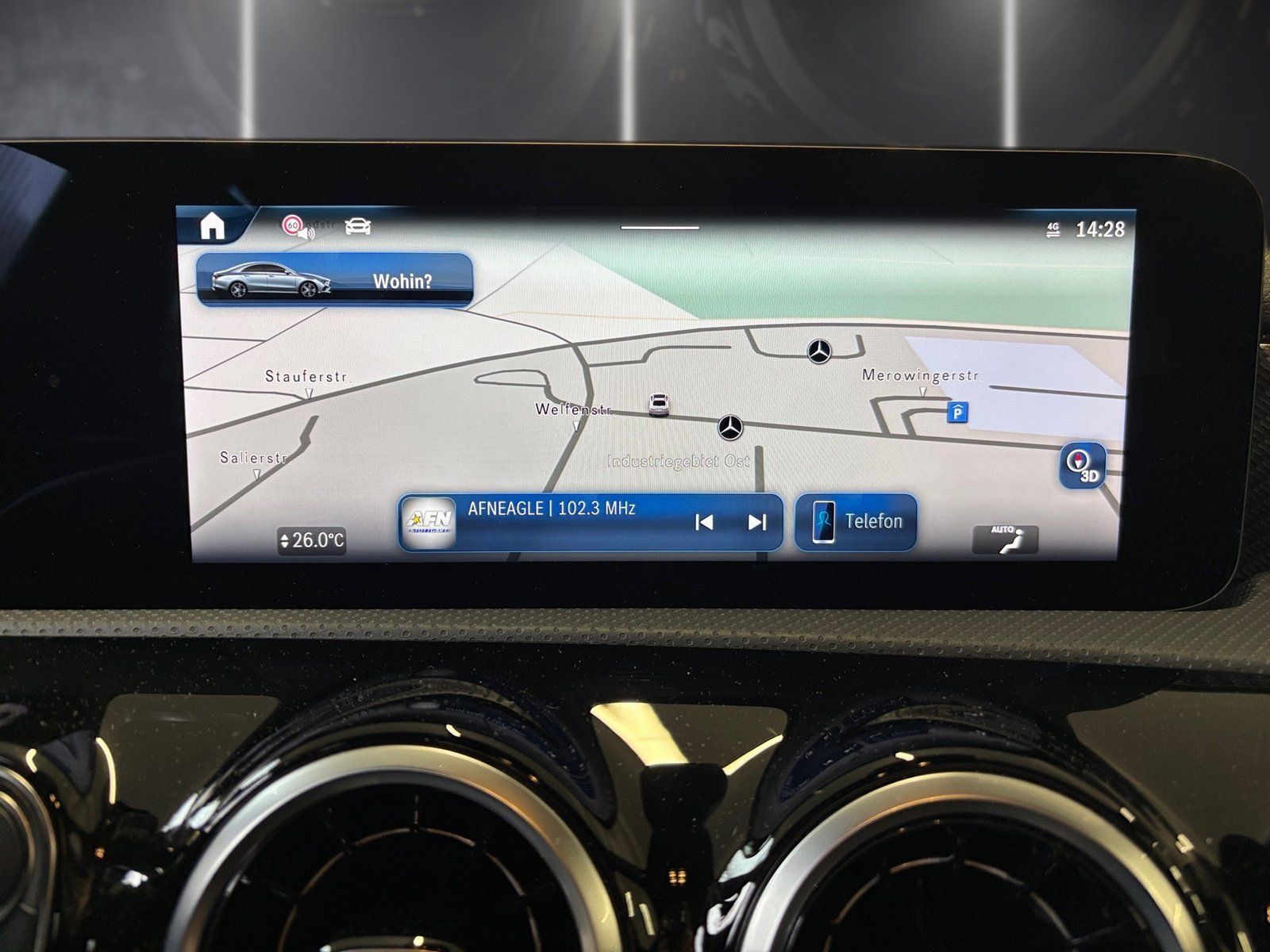 Fahrzeugabbildung Mercedes-Benz CLA 180 Progresive*Totwinkel*LED*Kamera*Sportsi*