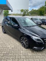 Mercedes-Benz B 200 Edition Top ! Leder ! Navi !  - Mercedes-Benz B 200 in Duisburg