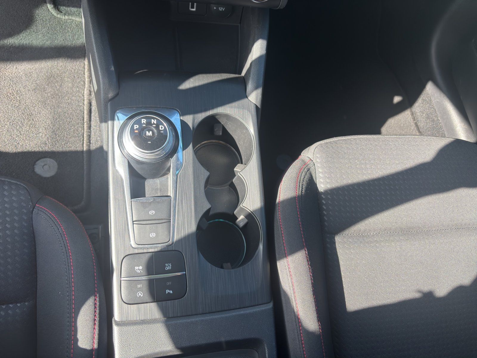 Fahrzeugabbildung Ford Focus ST-Line