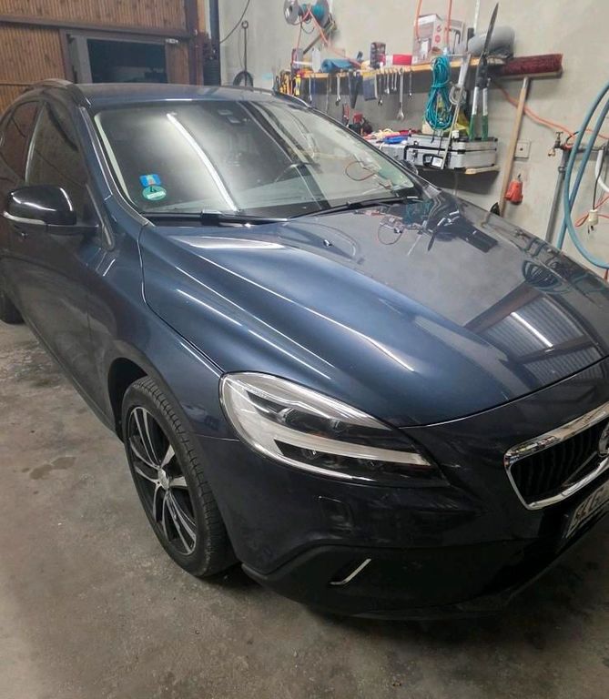 Image of Volvo V40 Cross Country