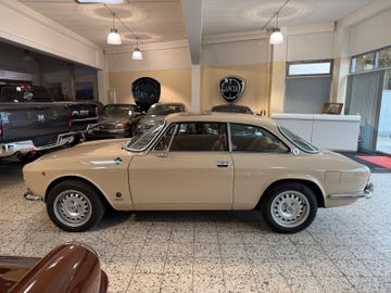Alfa Romeo GTV 2000 Veloce°131 PS°H-ZULASSUNG°Top Zustand°