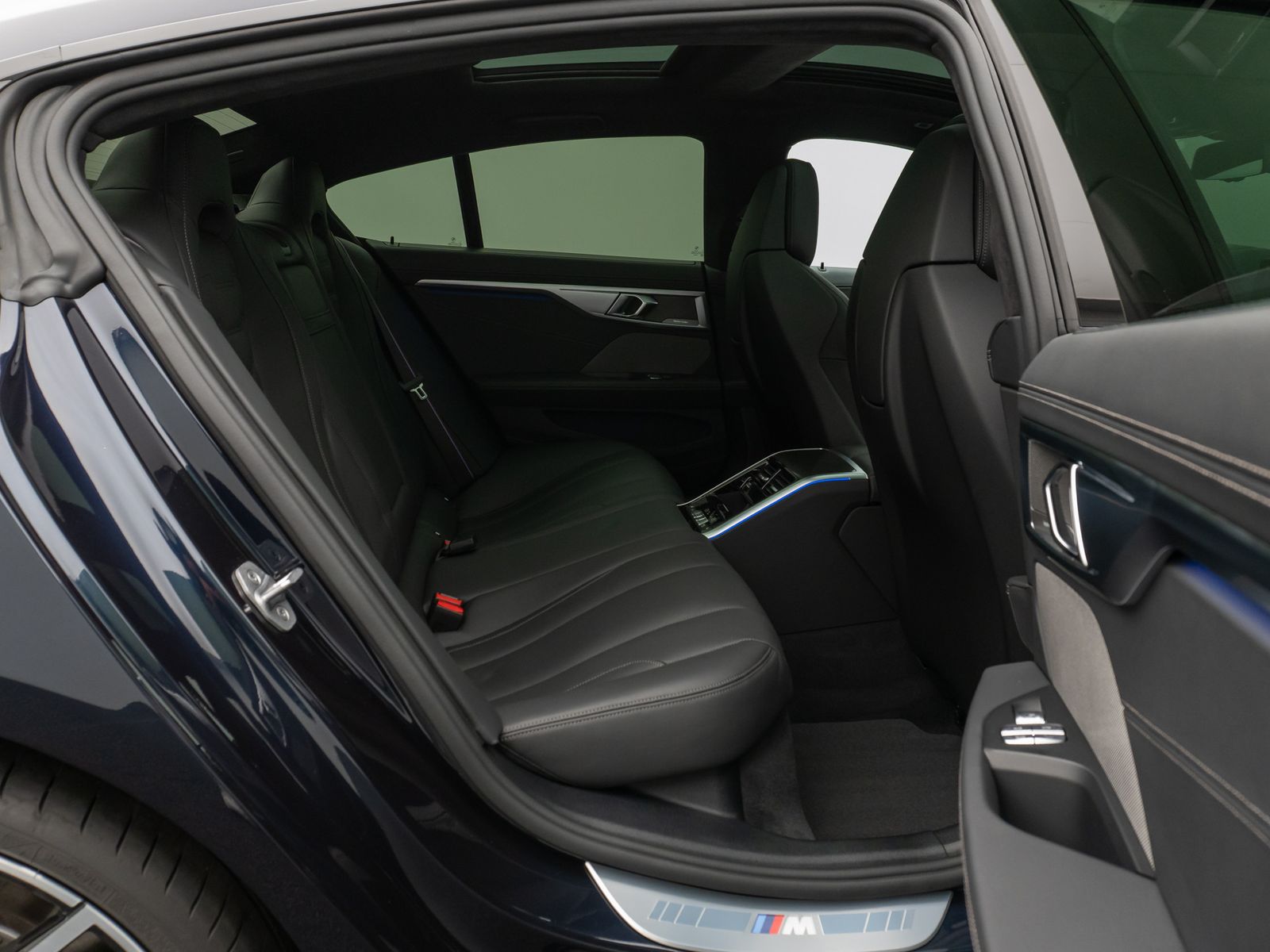 Fahrzeugabbildung BMW M850i xD GC 360° Laser SoftCl DAB Individual 20"