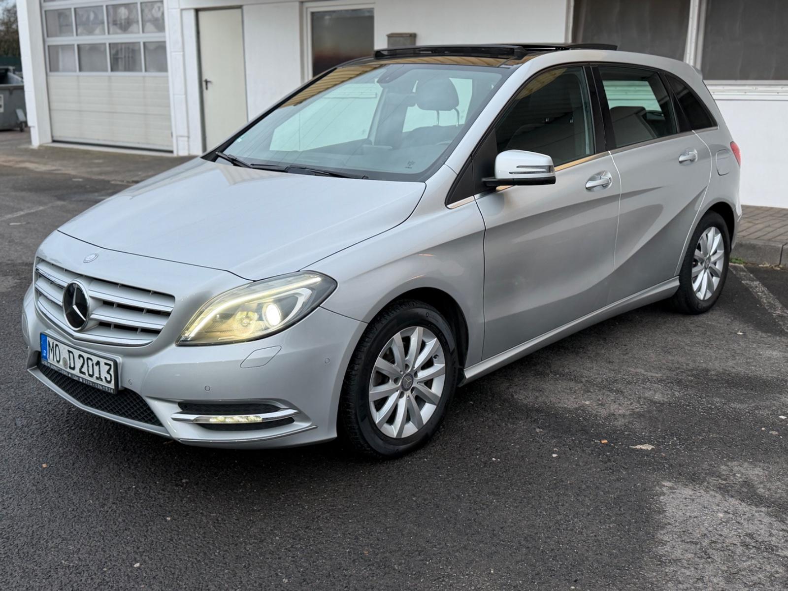 Mercedes-Benz B 200 CDI*PANO*LED*AUTOMATIK*