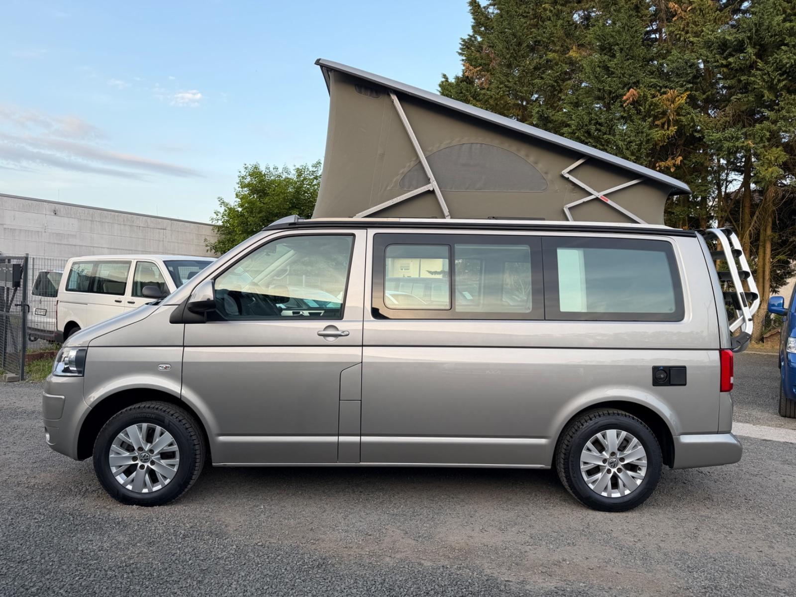 Volkswagen T5 California Comfortline/Küche/AHK/Markis/1Hand