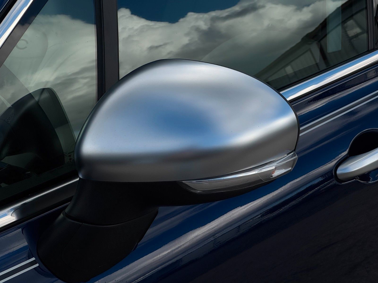 Fahrzeugabbildung Fiat 500X 1.3 FF Yacht Club Capri Faltdach CarPl. CAM