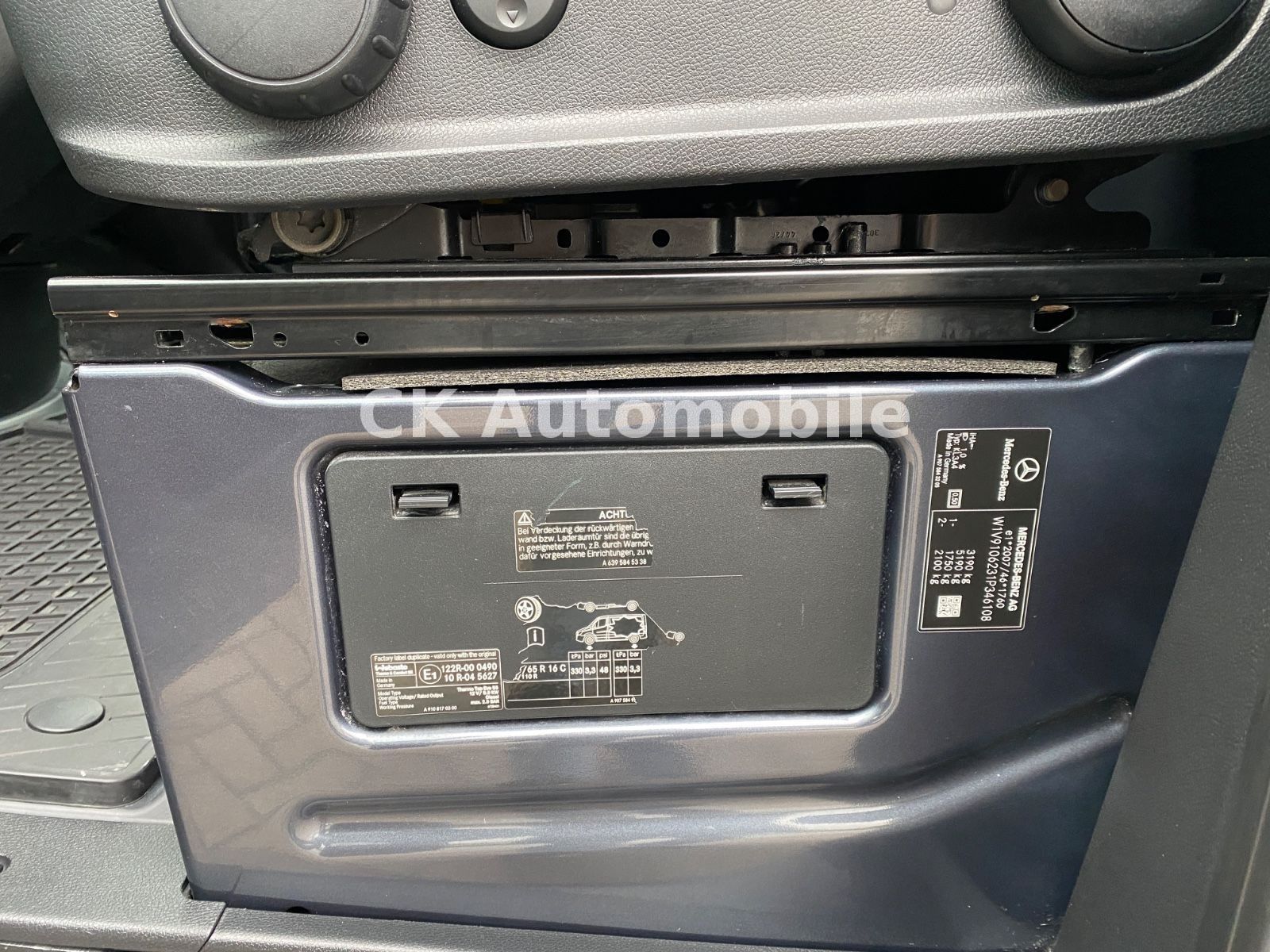 Fahrzeugabbildung Mercedes-Benz Sprinter III Kasten 214 H1L2/Navi/Klima/Kam/AHK