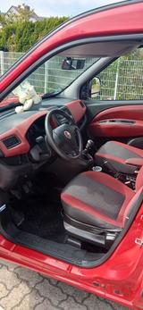 Fiat Doblo 1.6 16V Multijet 77kW MY DOBLO MY DOBLO - rote Fiat Doblo