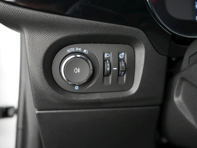 Corsa F FACELIFT GS AT+LED LICHT+NAVI+RÜCKFAHRKA